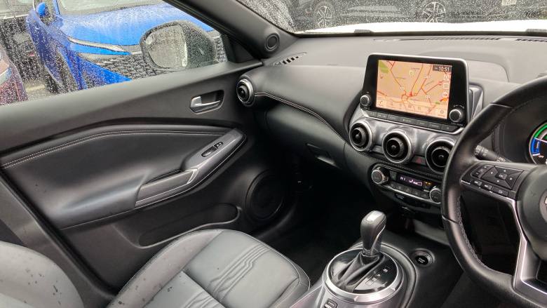 Nissan Juke 1.6 Hybrid Tekna 5dr Auto Hybrid Hatchback